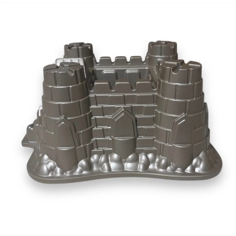 NORDIC WARE Cast Aluminum Castle Bundt Pan 10 Cup Capacity